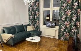 Tabago Studio 16